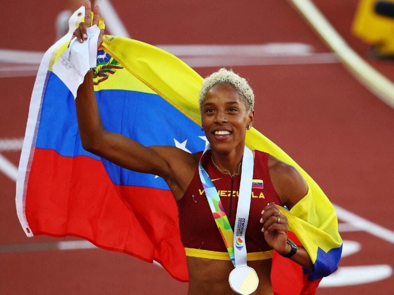Yulimar Rojas anunció su regreso a las pistas de triple salto tras casi dos años de ausencia