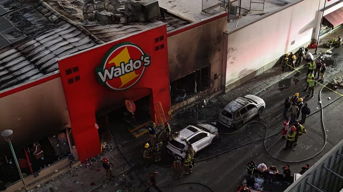 23 muertos en México por incendio en un establecimiento comercial de Hermosillo