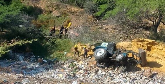 Hombre falleció tras volcar tractor durante labores de aseo urbano en Falcón