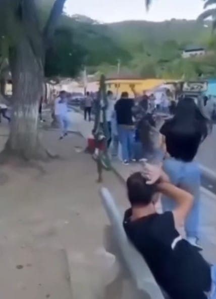 Detenidas seis personas en el municipio Andrés Mata por riña callejera