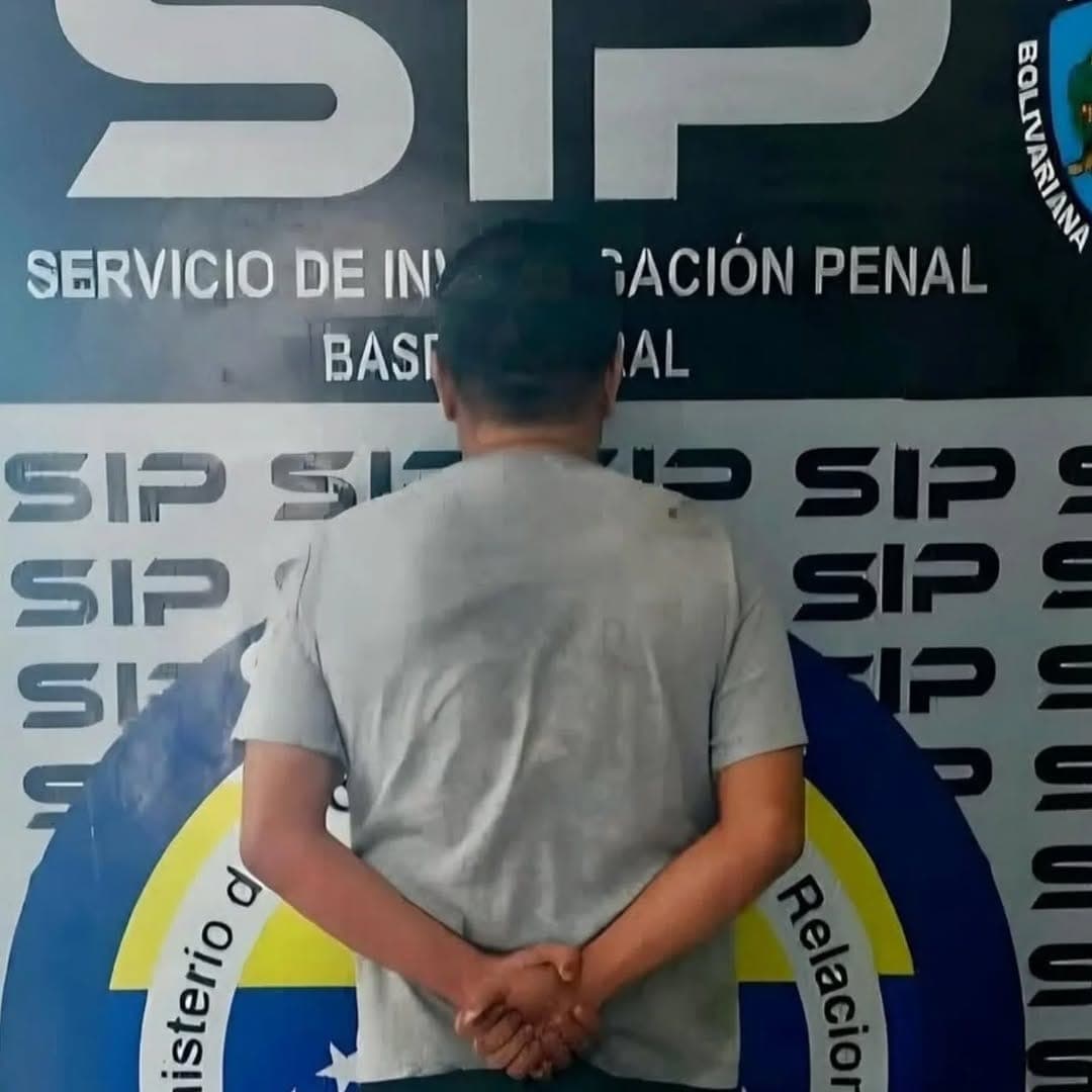 Detenido sujeto por secuestrar y agredir a su pareja en Lechería