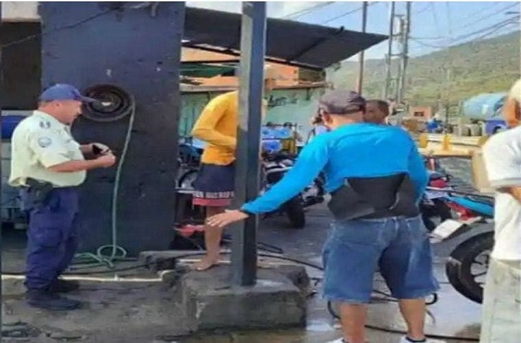 Adolescente resultó herido en Carabobo tras dispararse por error con un arma de fuego